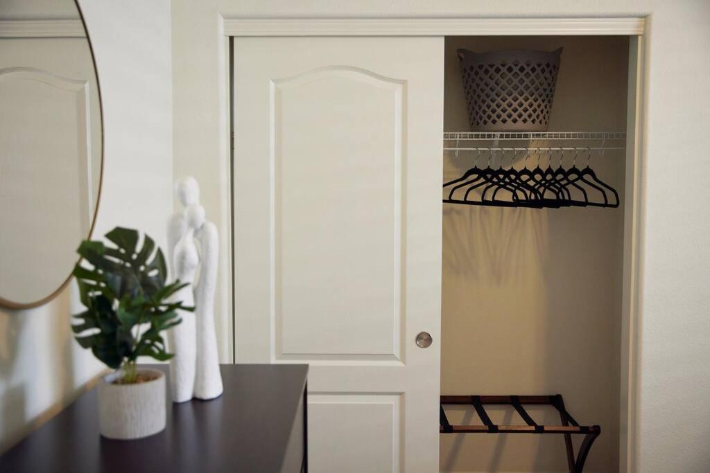 New Upscale House, Tahoe 30-Min W/ Cal King RenoReno  Kültér fotó