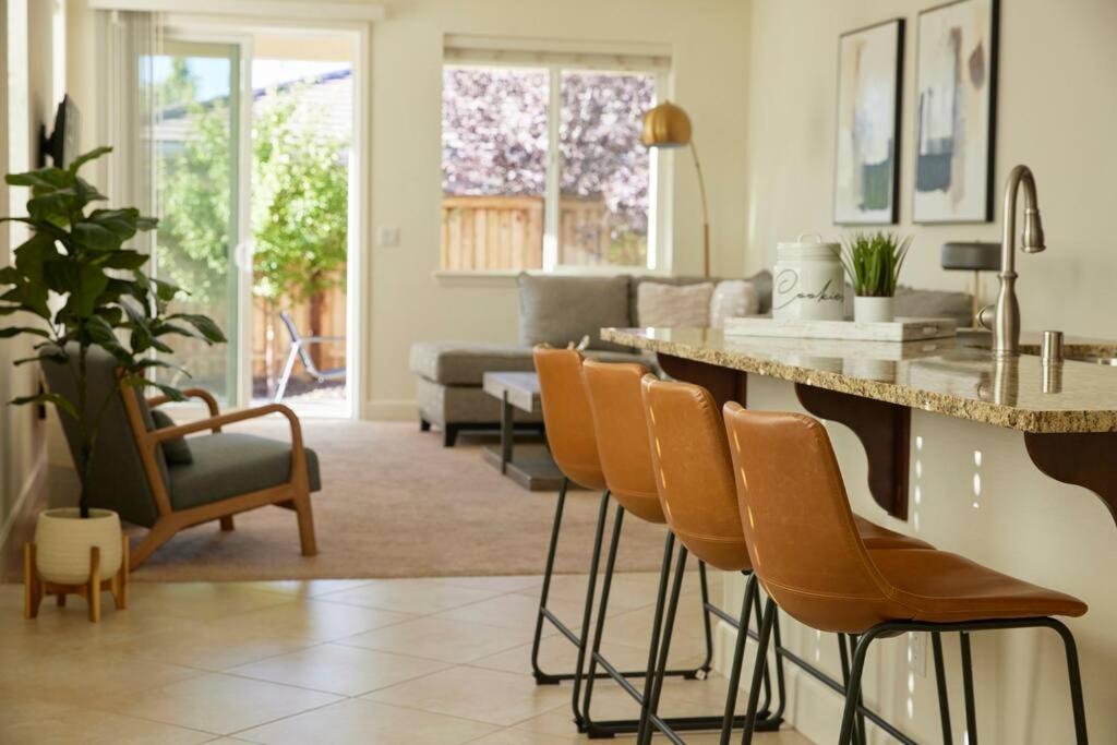 New Upscale House, Tahoe 30-Min W/ Cal King RenoReno  Kültér fotó